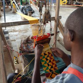 Einband – Stoffe von Ghana